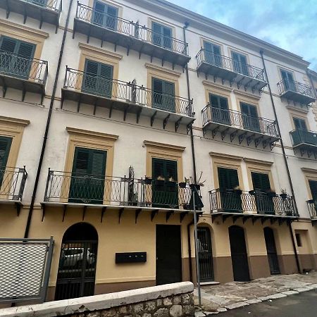 Guest House Colonna Palermo Exteriör bild